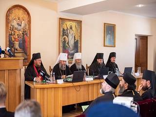 В Киеве УПЦ организовала встречу представителей семи Церквей, чтобы решить, как сберечь мировое Православие